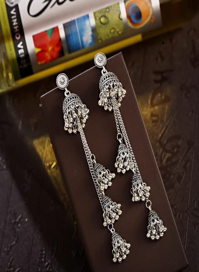 OIDIMS أقراط جومكا جومكي متدلية بشرابة بتصميم بوهيمي عتيق للنساء والفتيات، مصنوعة من الفضة المؤكسدة، أقراط طويلة متدلية بتصميم ثريا، مستوحاة من التراث العرقي والغجري، مزينة بخرز بوهيمي مستوحى من بوليوود، هدية مجوهرات هندية (فضية) - Image 5